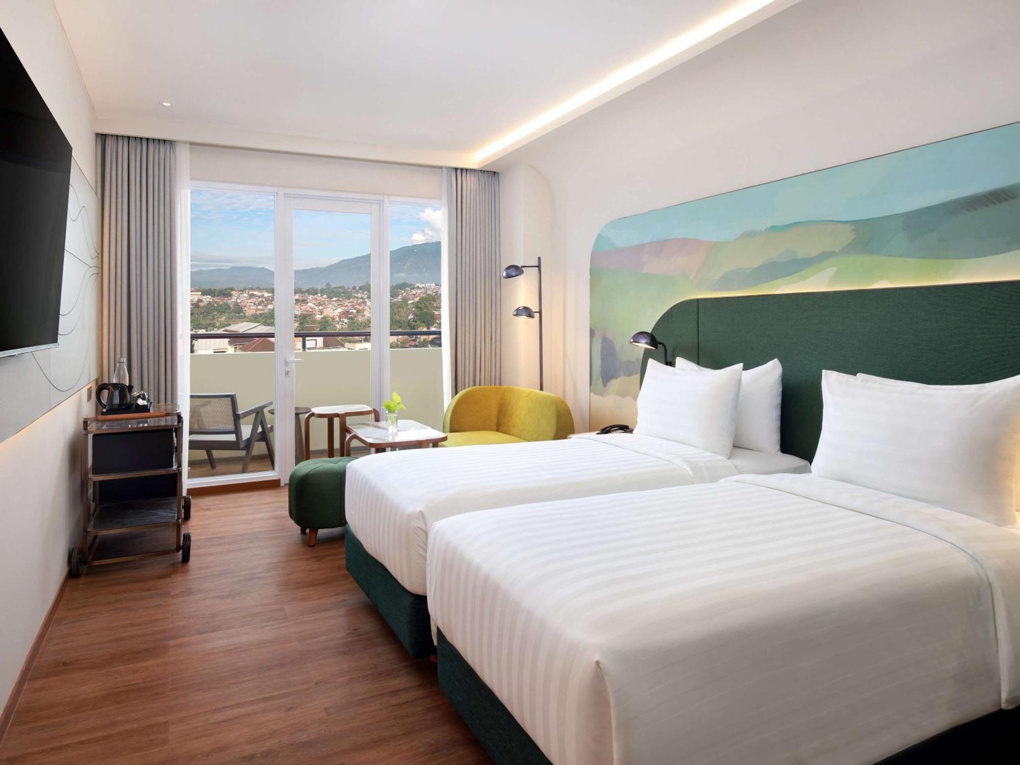 Mercure Garut City Center Екстериор снимка