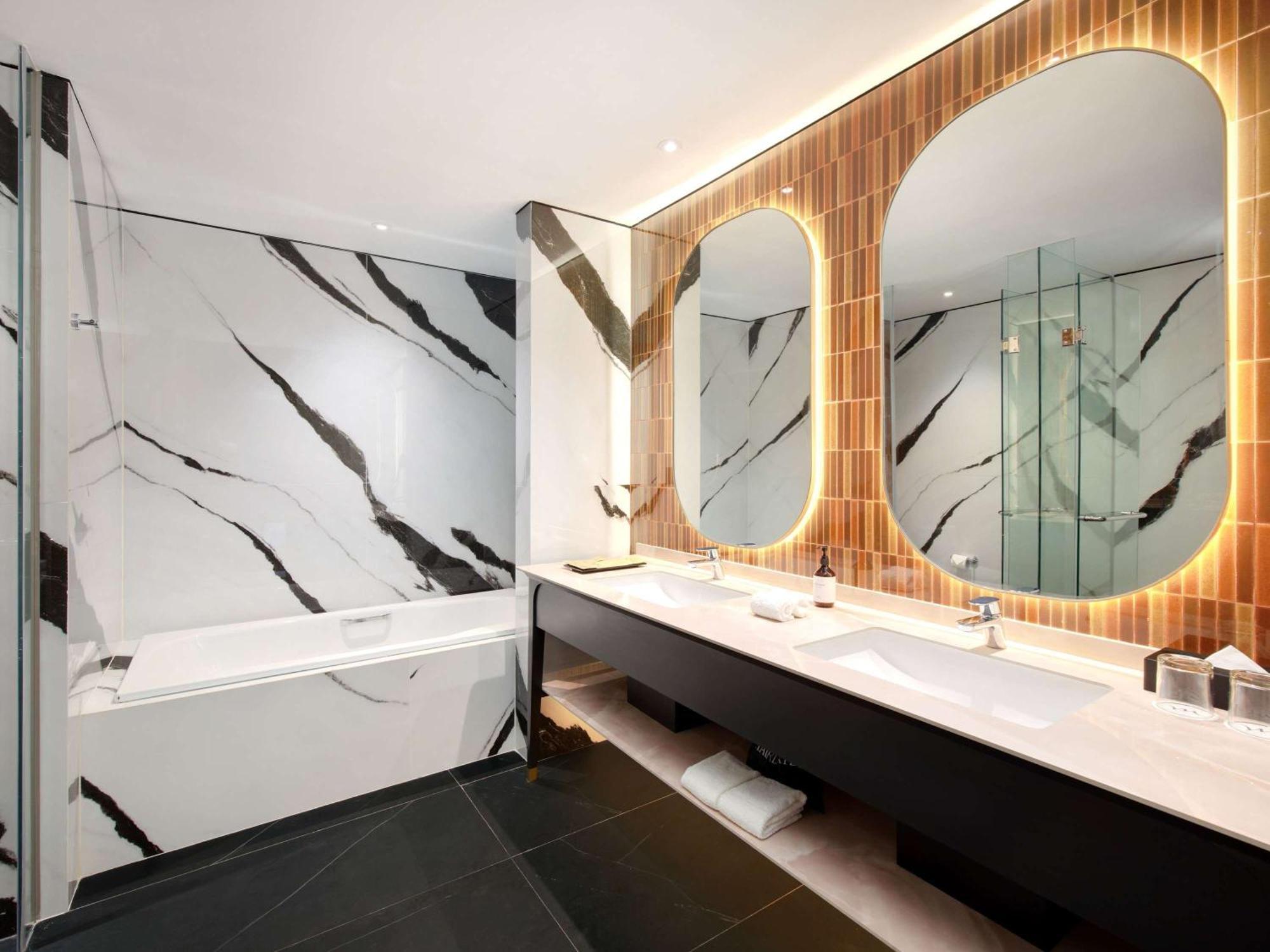 Mercure Garut City Center Екстериор снимка