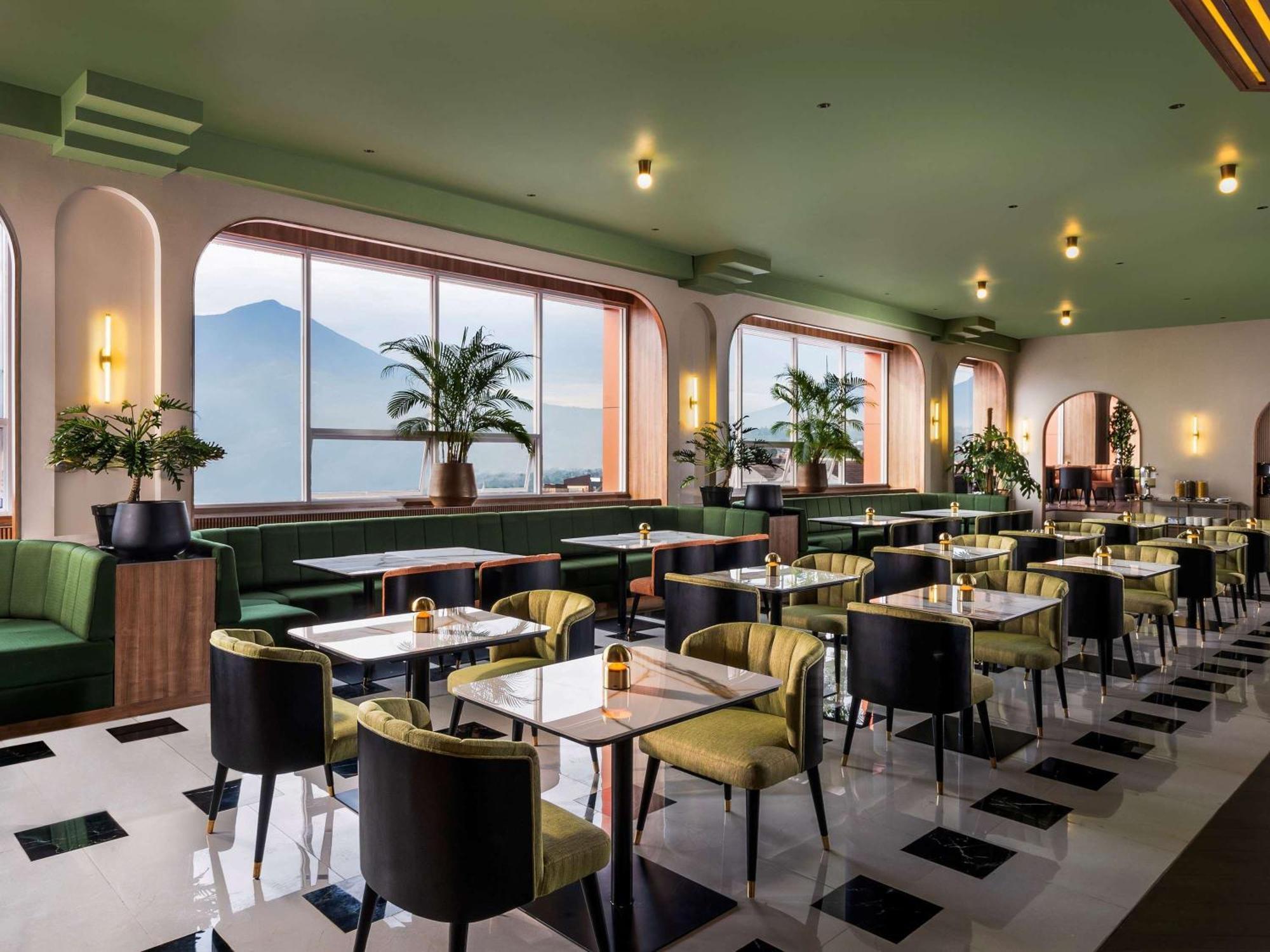 Mercure Garut City Center Екстериор снимка