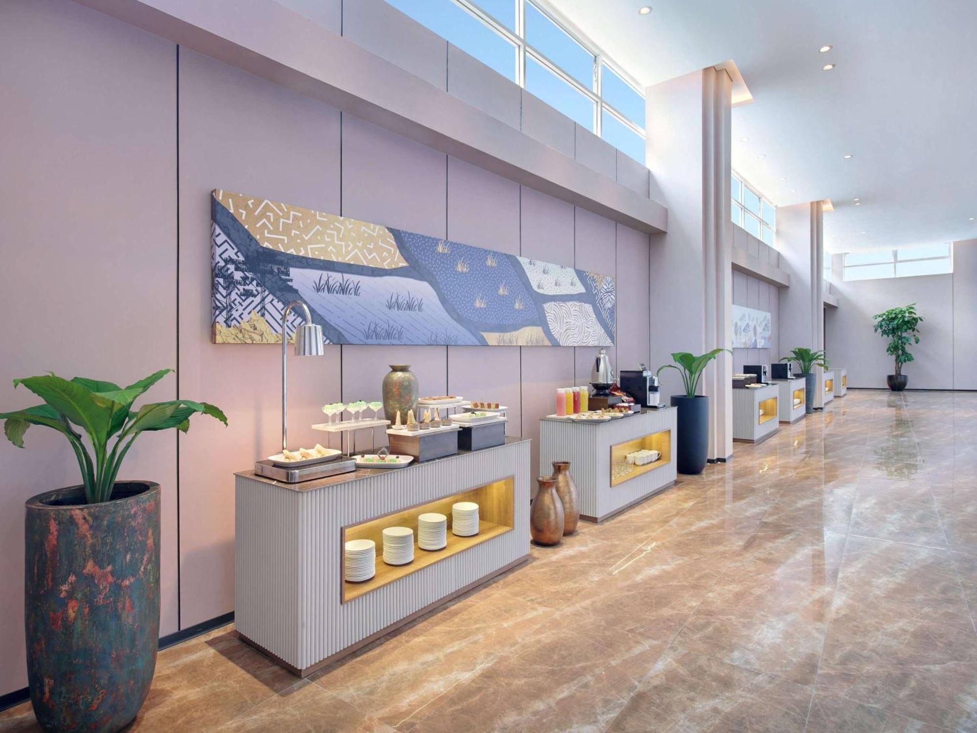 Mercure Garut City Center Екстериор снимка